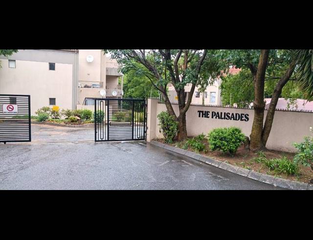 2 BEDROOM APARTMENT FOR SALE IN HALFWAY GARDENS